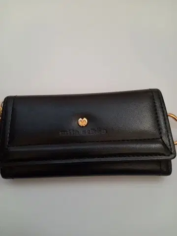 밀라 쇤 가죽 키케이스 블랙 골드 금장 장식