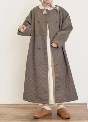 Samansa Mos2 멜톤 절개 퀼팅 코트 브라운