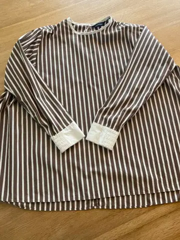 OURHOME 주름이 잘 가지 않는 반슈 직조 플레어 블라우스