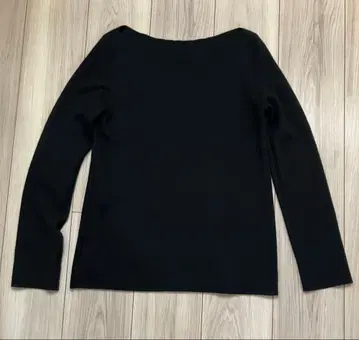 마이클코어스 캐시미어 100% 블랙 긴팔 니트 오프숄더