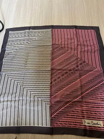 Pierre Cardin 피에르 가르뎅 스카프 기하학 패턴 실크 느낌