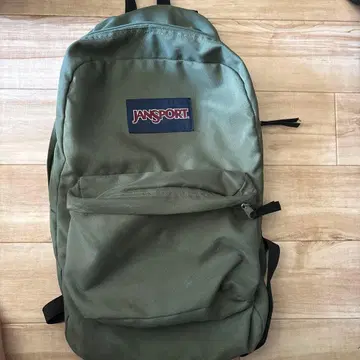 JANSPORT 올리브 그린 백팩