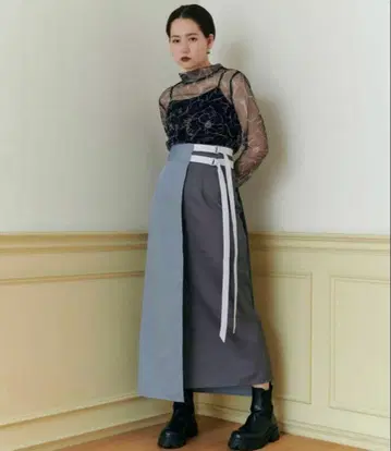 TINA:JOJUN H라인 도킹 스커트 [ 11/23까지 한정 판매 ]