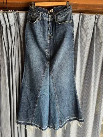 ZARA 데님 플레어 스커트 사이즈 28 M