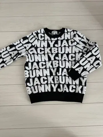 새상품급 Jack Bunny 로고 스웨터 사이즈 1 블랙/화이트