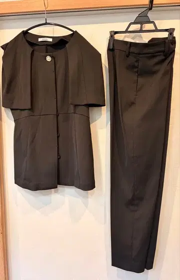 SNIDEL 블랙 수트 셋업 스타일리시 블랙