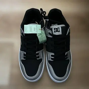 택 포함! DCshoes 스니커즈 26cm