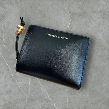 새상품급 오거스틴 스몰 지갑 - 블랙