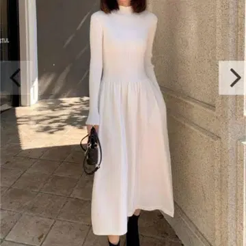 BirthdayBash LADY FLARE KNIT DRESS