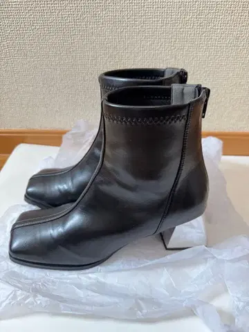 HARE 모듬 메탈 힐 부츠