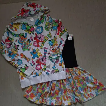 USJ 유니버셜 세서미 스트릿 올 패턴 후드티 스커트