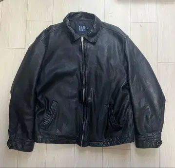 GAP 빈티지 블랙 가죽 자켓