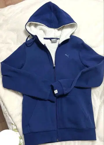 푸마 후드 부착 보아 후드티