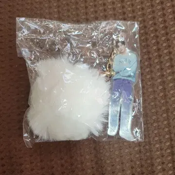 로운 꽁지 모자 키링