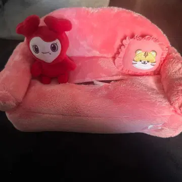 TWICE LOVELYS 봉제 인형 소파 핑크