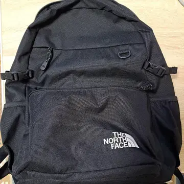 THE NORTH FACE 블랙 백팩 새상품급.