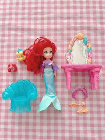 디즈니 스토어 프린세스 아리엘 미니 인형 놀이 세트 거울 의자