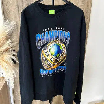 HUF XL 블랙 맨투맨 챔피온 디자인