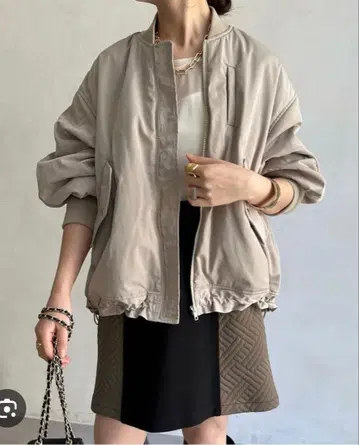 새상품급 Dou Dou 절개 플레어 MA-1