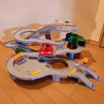 토미카 고개 산길 드라이브