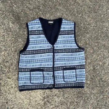 STUDIO 스트라이프 패턴 울 베스트 구제 의류