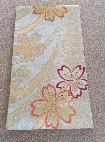 후쿠로 오비 류쓰