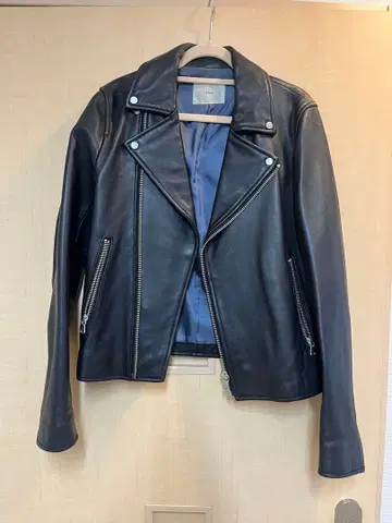 IENA 블랙 가죽 라이더 자켓