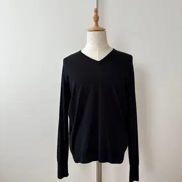 [ 새상품급 ] JOHN SMEDLEY 존 스메들리 V넥 니트