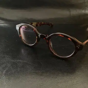 BLACK PROS TAIL 브라운 토터스 안경 조광