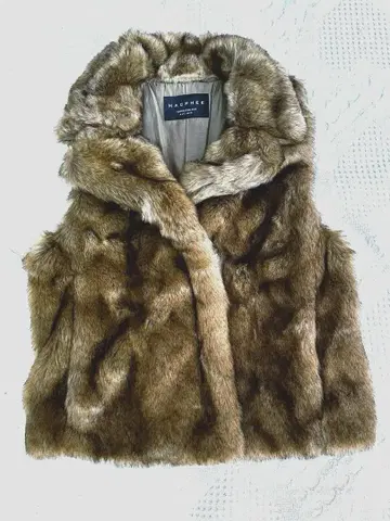 MACPHEE 맥피 인조 모피 베스트 38 톰브라운