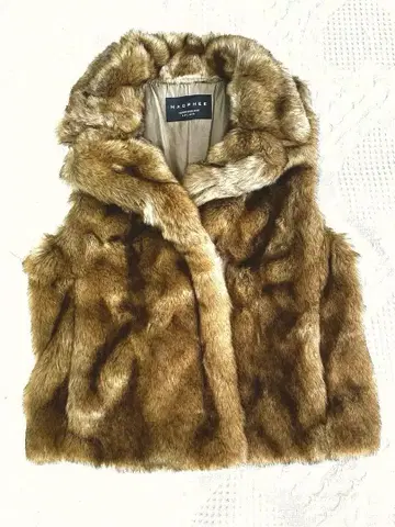 MACPHEE 맥피 인조 모피 베스트 38 톰브라운