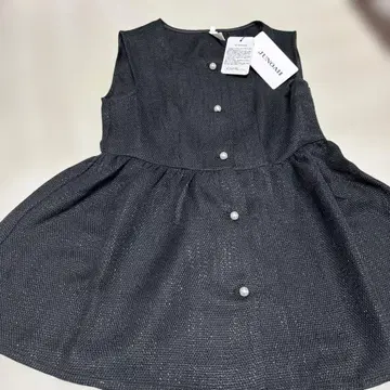 JUNOAH 버튼 블랙 상의