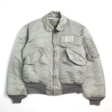 90s 알파 CWU-45P USA제 그레이 실버 쇼트 기장 자켓