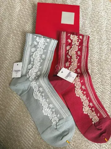 치카자와 레이스 올드 로즈 양말 그레이와 빨간색 2세트