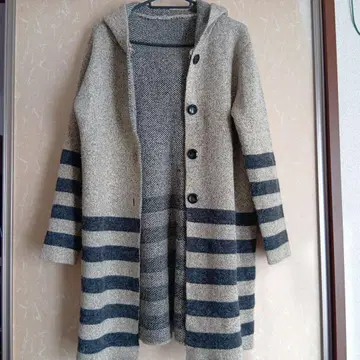 VIANTE 후드 부착 가디건 베이지 네이비