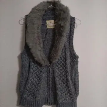 Ciapanic Tippy 그레이 니트 베스트 퍼 포함