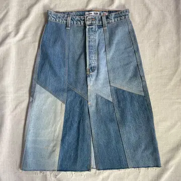 REDONE levi's 패치워크 무릎 기장 스커트 24