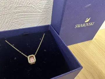 SWAROVSKI UNA 스와로브스키 목걸이 로즈 정가 23,100엔
