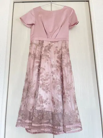 Rewde 포멀 드레스 핑크 자수