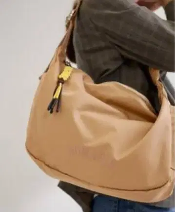 NOMADIS/노마디스 별주 코드 참 숄더백