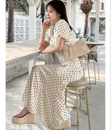 RESEXXY 버블 슬리브 머메이드 원피스