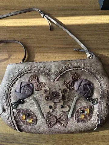 ANNA SUI 백