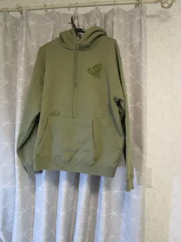 모스라 고질라 라코스테 후드티 LACOSTE M 사이즈