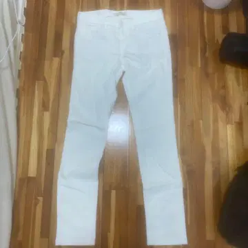 UNIQLO 화이트 스키니 팬츠