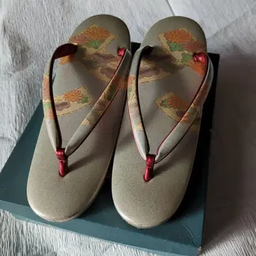 꽃무늬 그레이 조리 s 사이즈