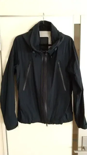 DESCENTE 데상트 올터레인 하드쉘 자켓 네이비