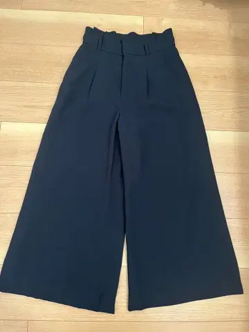 저스길리티 와이드 팬츠