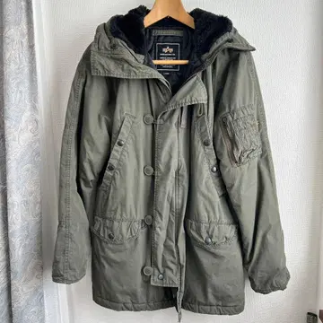 후드 부착 올리브 그린 밀리터리 자켓