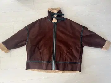 WHO'S WHO gallery 페이크 무스탕 자켓