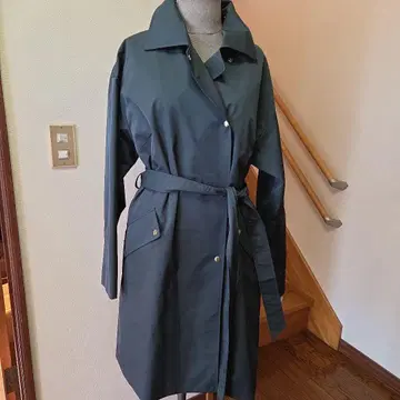 Seninon 트렌치코트 미사용품